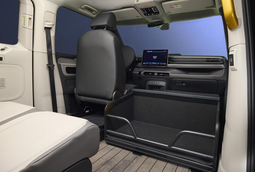 media-MOIA ID. BUZZ AD LUGGAGE BOX VP_2025.06.18_9.1