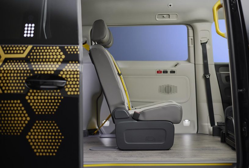 media-MOIA ID. BUZZ AD Mid SEATS VP_2025.06.18_9.1