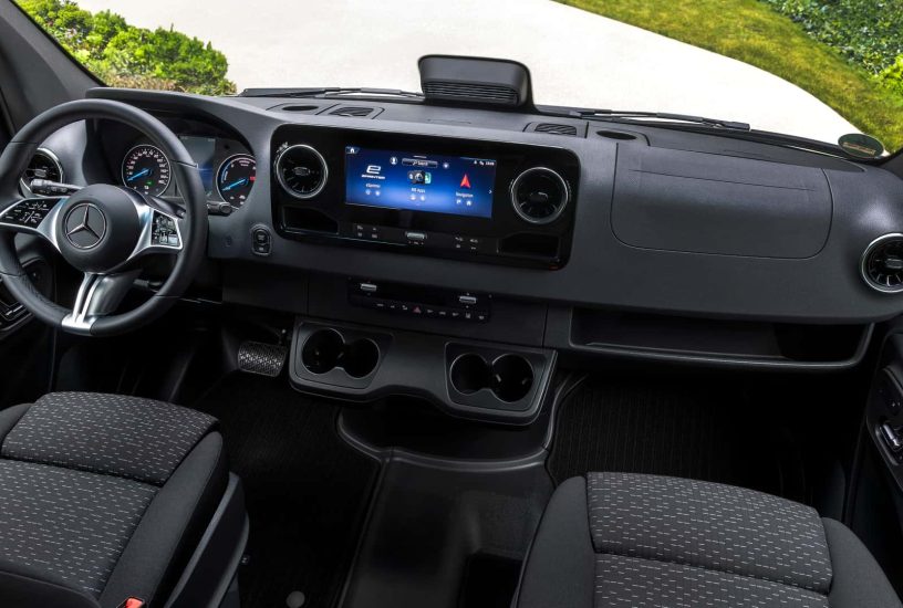 mercedes-benz-nuovo-esprinter-2024---test-drive-in-francoforte (1)