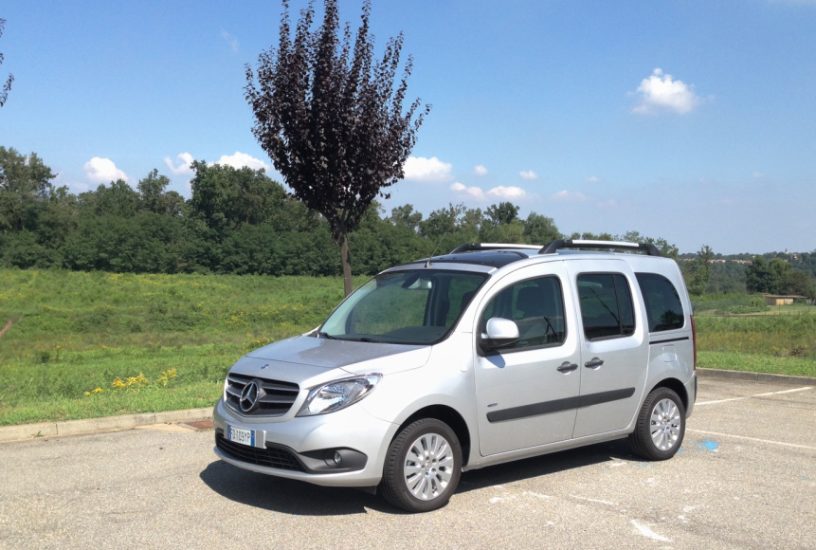 mercedes citan 111cdi tre quarti anteriore