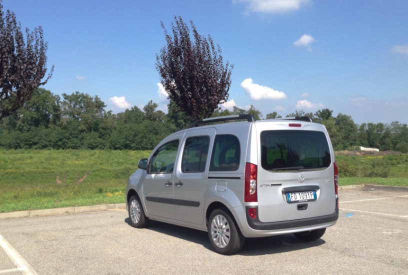 mercedes citan 111cdi tre quarti posteriore