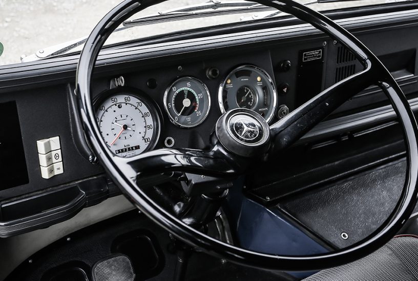 mercedes-l-319-box-wagon-interni
