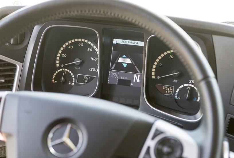 Mercedes-Benz Actros 1845 LS 4x2// Mercedes-Benz Actros 1845 LS 4x2