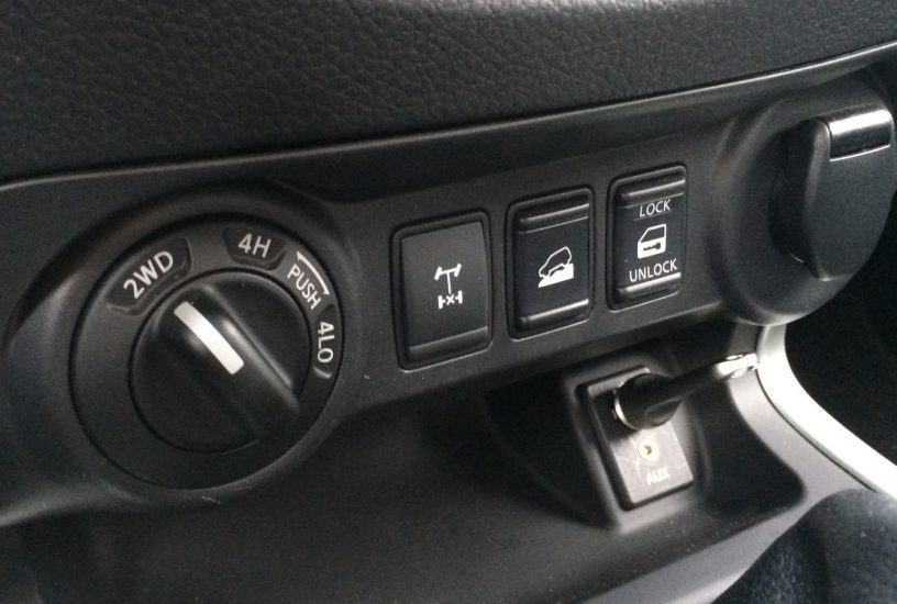 nissan-navada-double-cab-climatizzatore