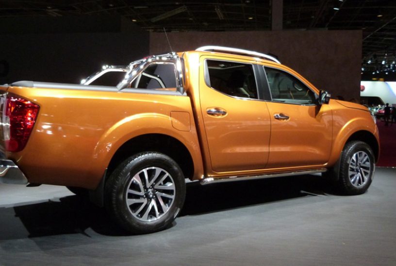 nissan-navara-salone-parigi-2016-4