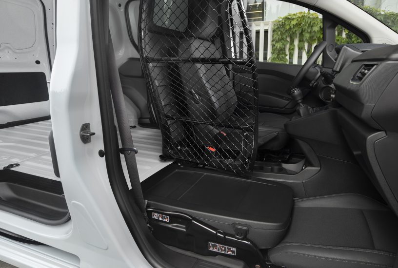 nissan_townstar_ev_van_76