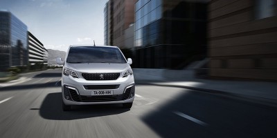 Nuovo Peugeot Expert 2016: versioni e caratteristiche