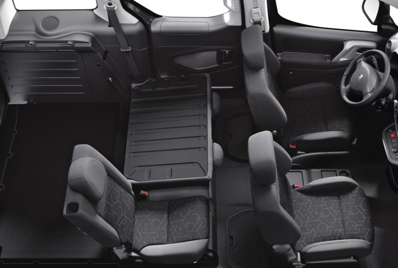 peugeot-partner-tepee-electric-ginevra-2017-abitacolo-2