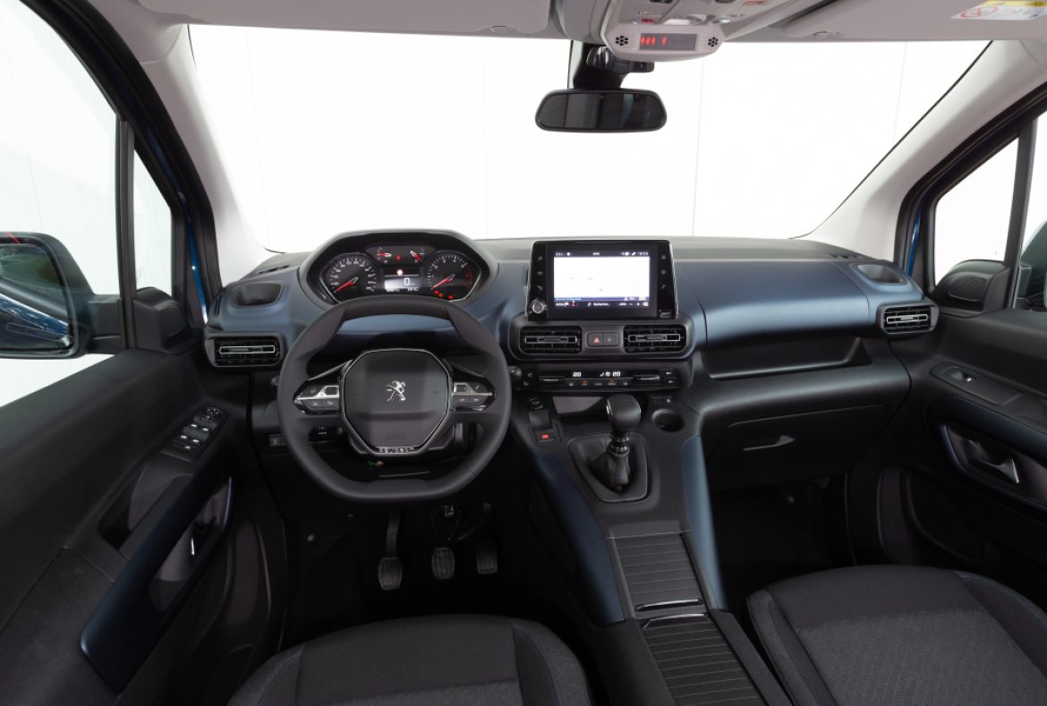 peugeot_rifter_abitacolo