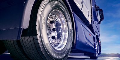 Pirelli Prometeon Serie 02, pneumatici autocarro per lunghe percorrenze