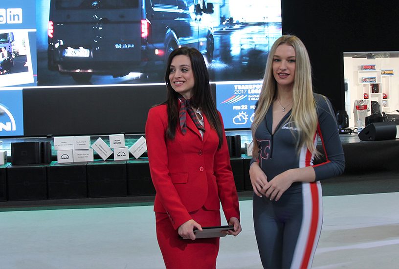ragazza-sexy-salone-transpotec-2017-7