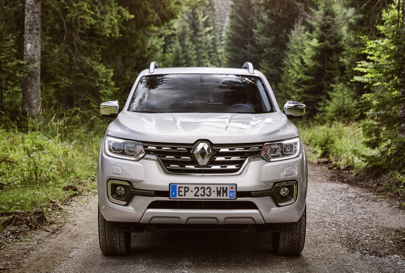Renault Alaskan pickup, frontale