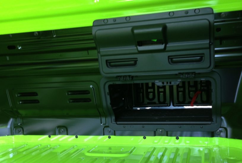 renault trafic l2h2 dci dettaglio vano