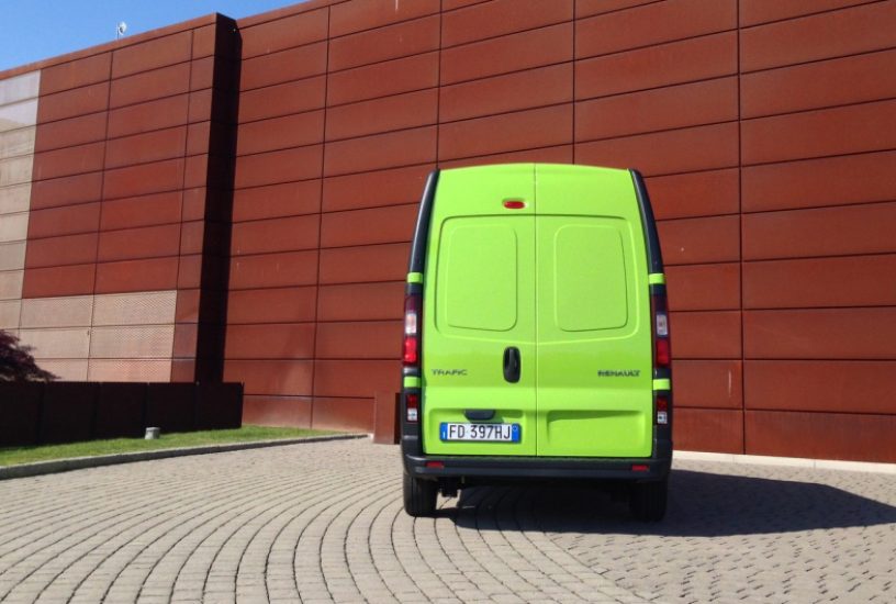 renault trafic l2h2 dci posteriore