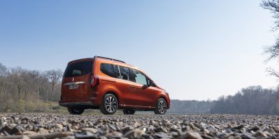 Renault Kangoo 1.5 dCi 95 Cv, il test del van passenger spazioso e compatto