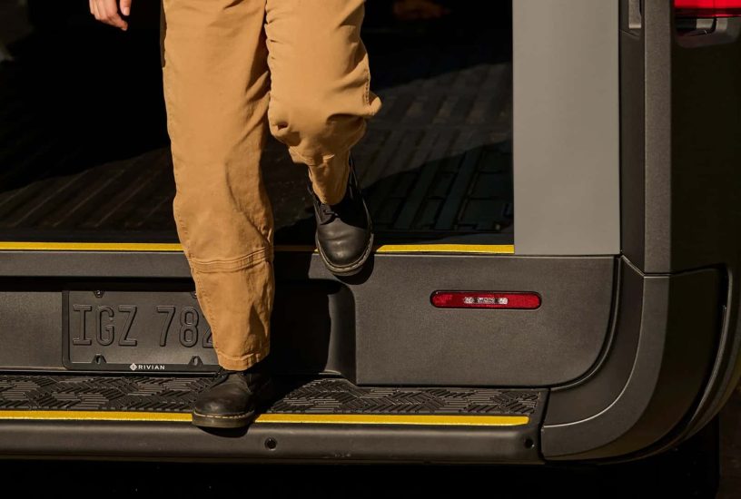 rivian-electric-commercial-van-ecv (3)