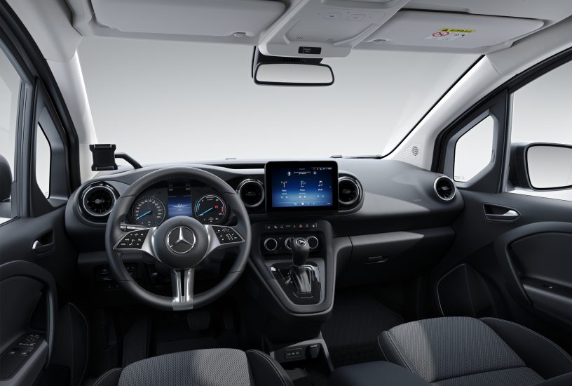 Mercedes-Benz Vans vervollständigt das Produktportfolio und wertet seine Small Vans aufMercedes-Benz Vans completes the product portfolio and upgrades its Small Vans