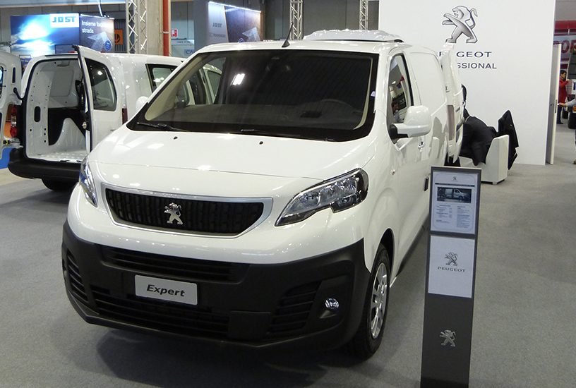 stand-peugeot-transpotec-2017-3