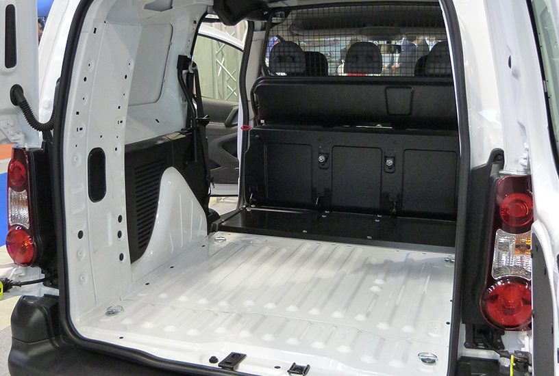 stand-peugeot-transpotec-2017-8