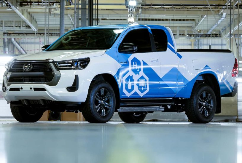 toyota-hydrogen-fuel-cell-electric-hilux--prototipo (8)