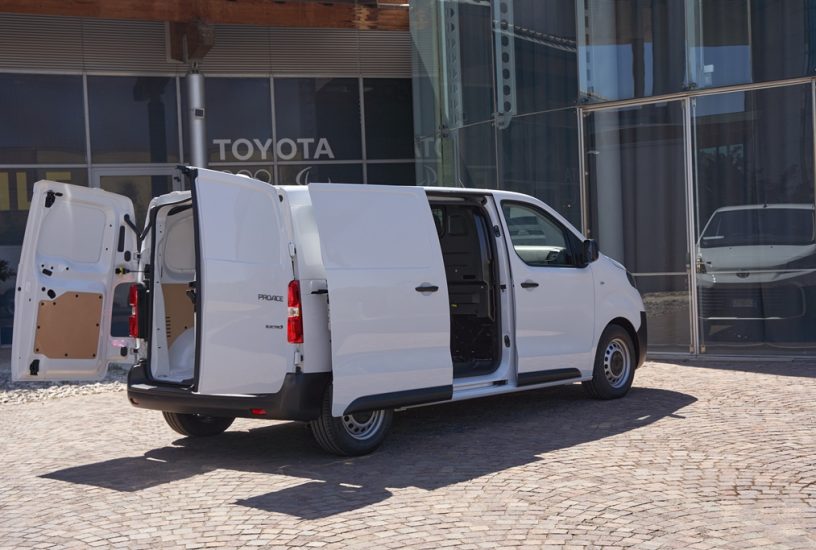 toyota_proace_electric_motor_news_17