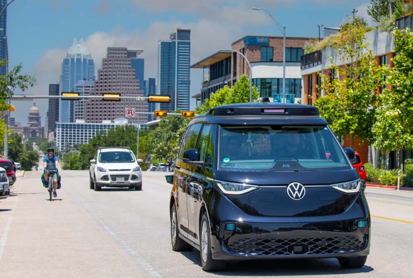volkswagen-id.-buzz-i-prototipi-a-guida-autonoma-al-collaudo-in-texas (7)